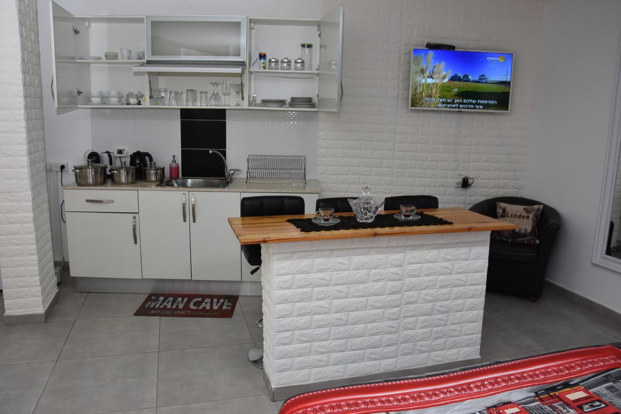 Sweet Dreams Apartment Tiberias Bagian luar foto