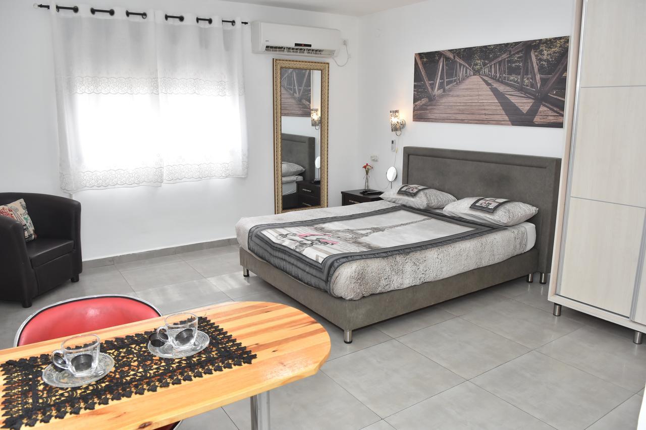 Sweet Dreams Apartment Tiberias Bagian luar foto