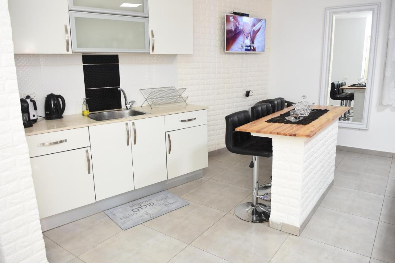 Sweet Dreams Apartment Tiberias Bagian luar foto
