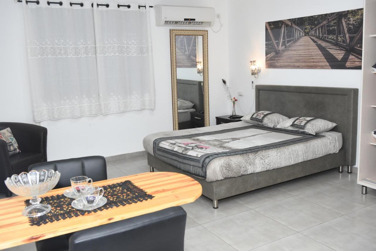 Sweet Dreams Apartment Tiberias Bagian luar foto