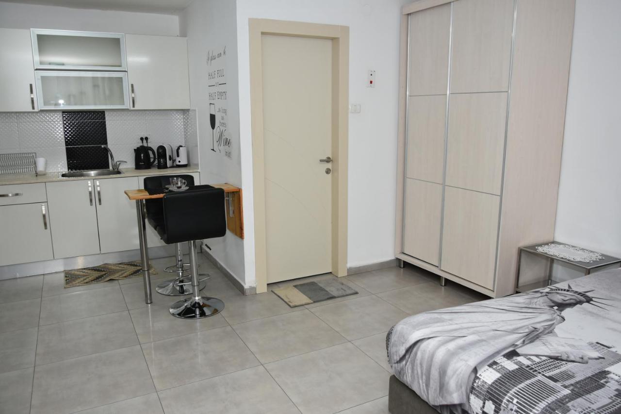 Sweet Dreams Apartment Tiberias Bagian luar foto