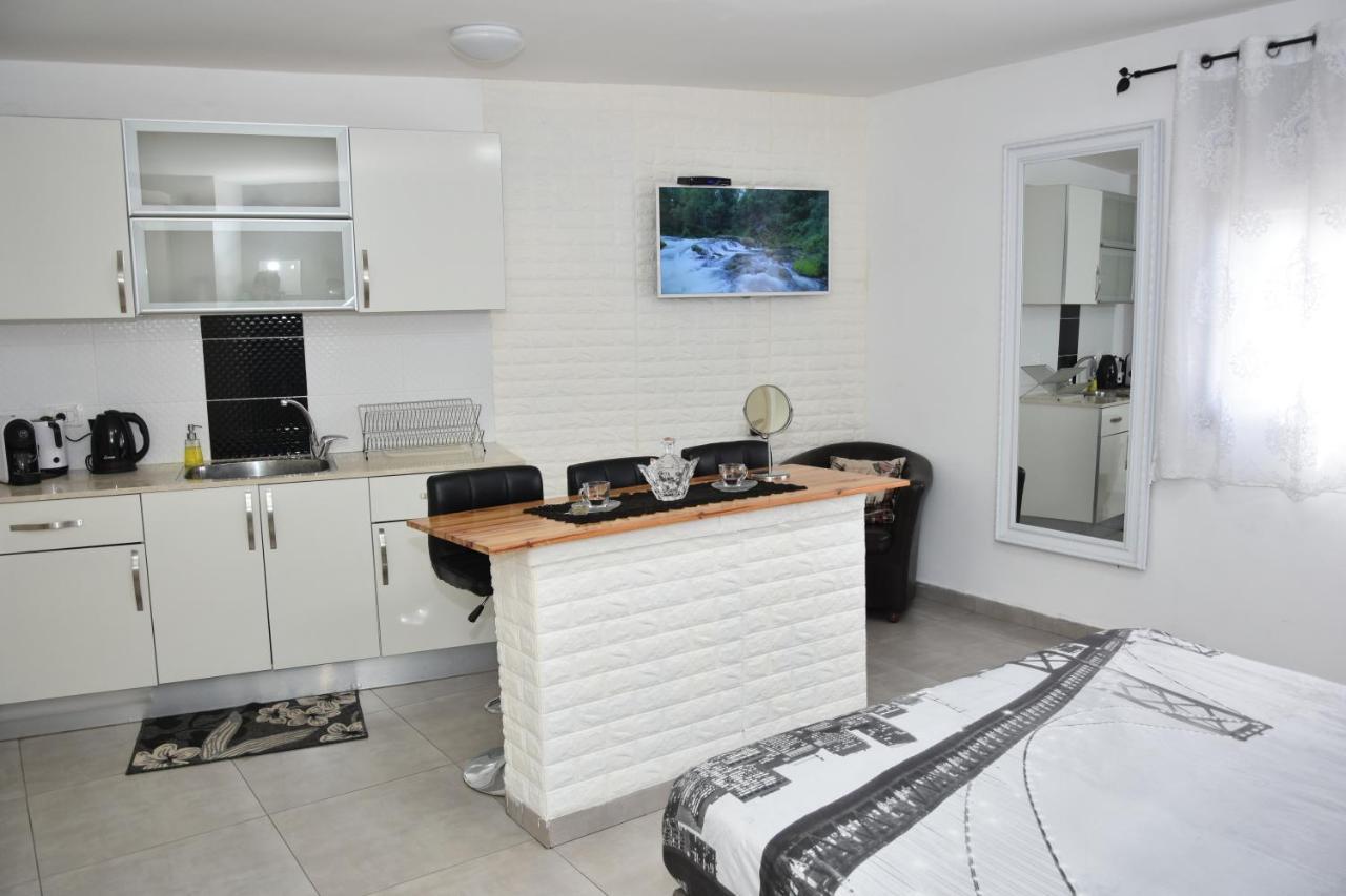 Sweet Dreams Apartment Tiberias Bagian luar foto