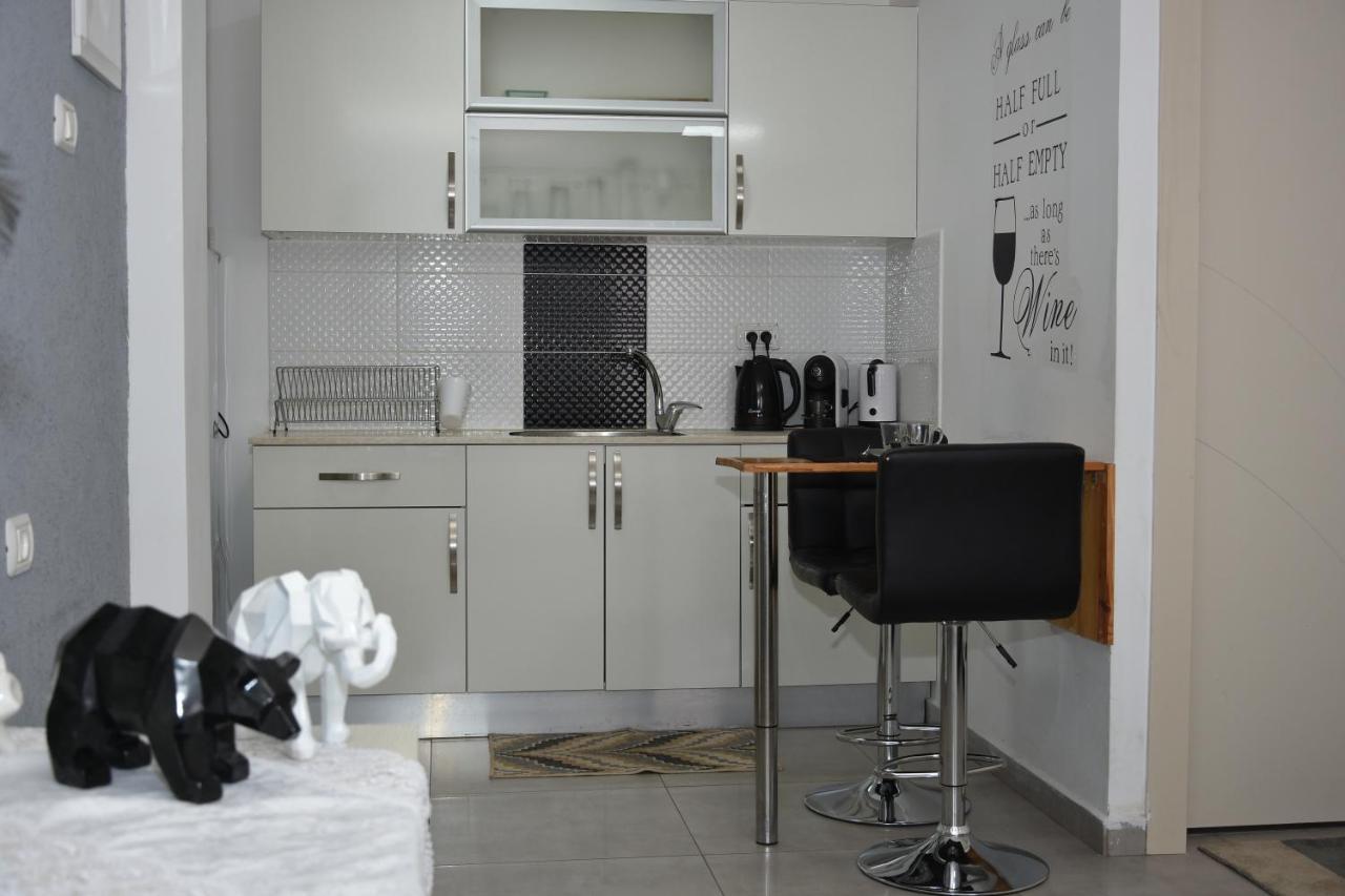 Sweet Dreams Apartment Tiberias Bagian luar foto